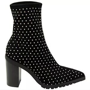 NWB Charles Charles Davud Danielle Boots